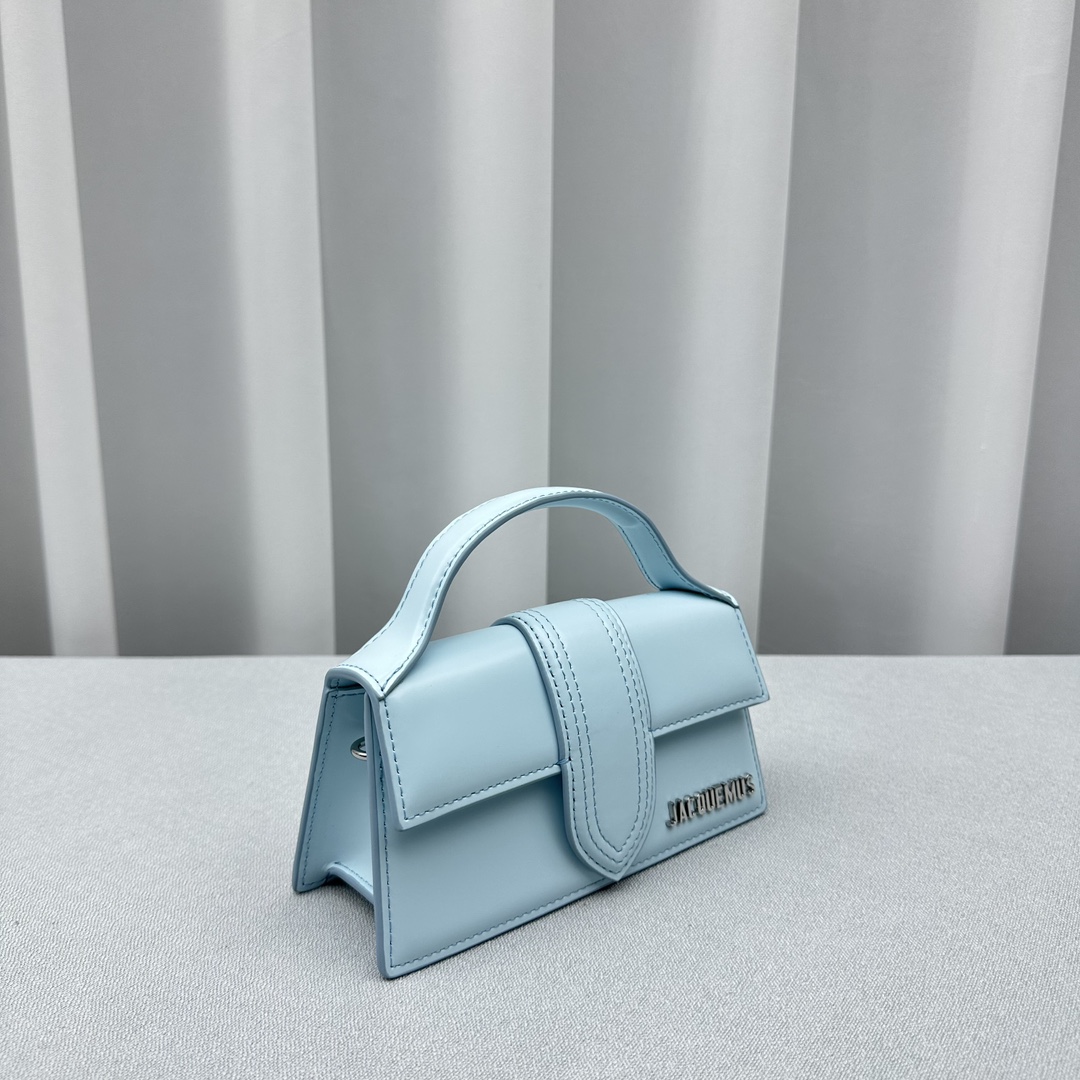 Jacquemus Satchel Bags